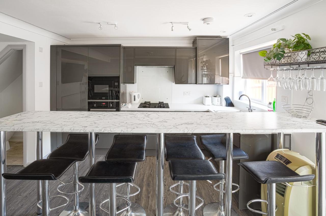 Perfect Couple Retreat To Unwind&Relax With Hottub Appartement Peacehaven Buitenkant foto