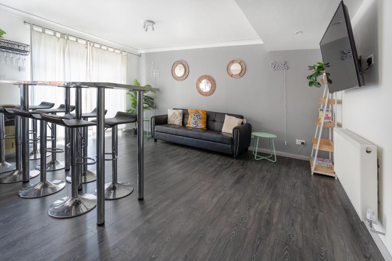 Perfect Couple Retreat To Unwind&Relax With Hottub Appartement Peacehaven Buitenkant foto