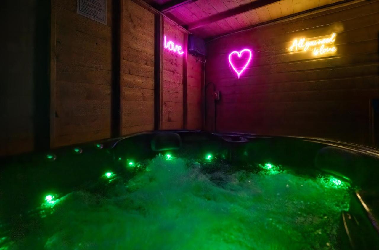 Perfect Couple Retreat To Unwind&Relax With Hottub Appartement Peacehaven Buitenkant foto